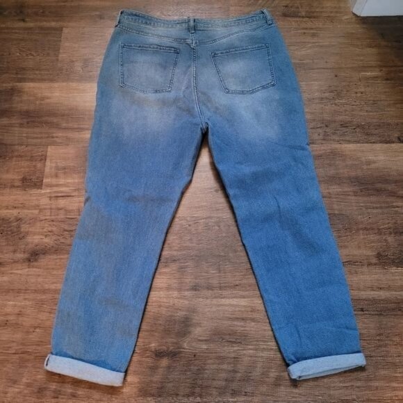 Hot topic Denim Jeans plus size 2X Mom Jeans holes destroyed - Picture 2 of 6